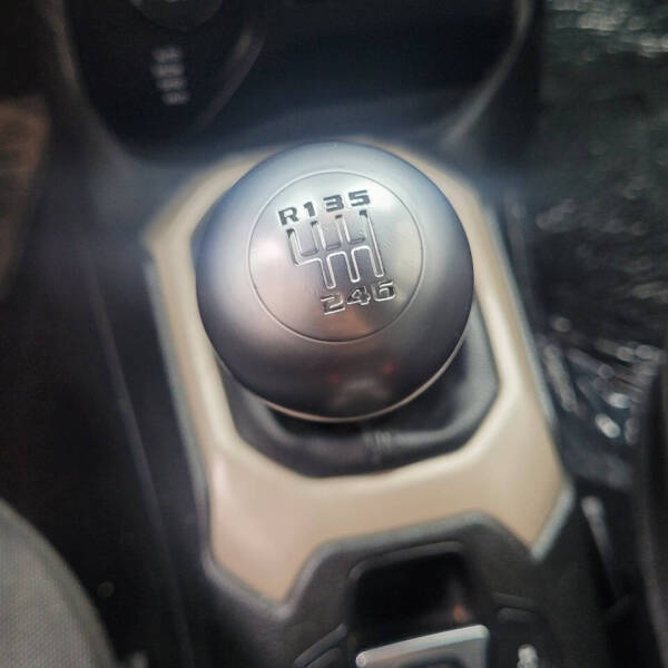 2016 Jeep Renegade Latitude 75th Anniversary