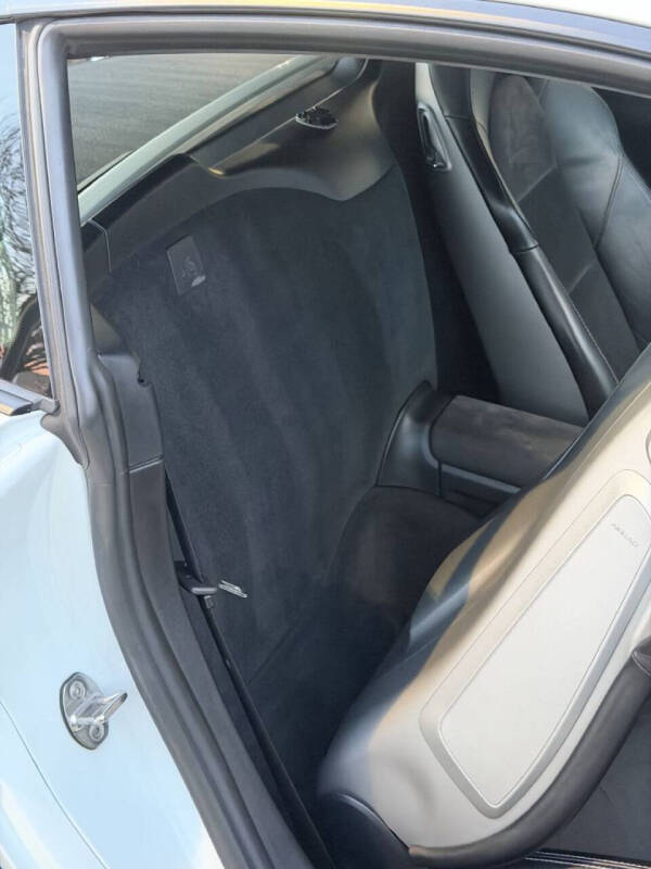 2016 Porsche Cayman GT4