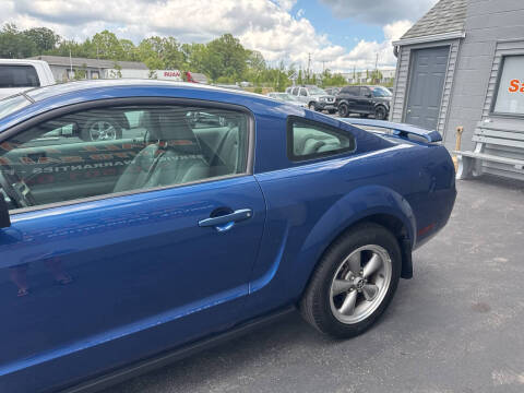 2006 Ford Mustang V6 Standard