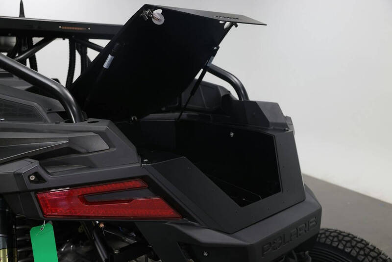 2025 Polaris RZR Pro R 4 Ultimate