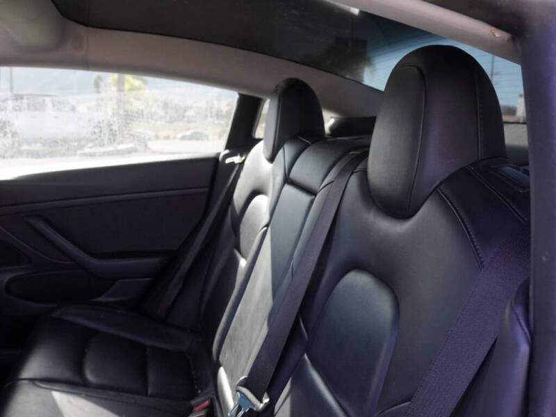 2020 Tesla Model 3 Standard Range Plus