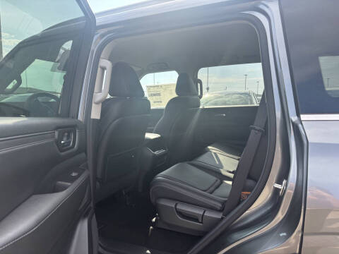 2025 Nissan Armada SV