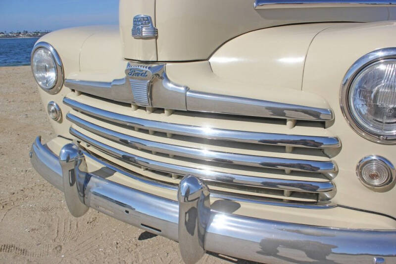 1948 Ford Super Deluxe