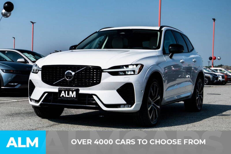 2024 Volvo XC60 B5 Plus Dark Theme