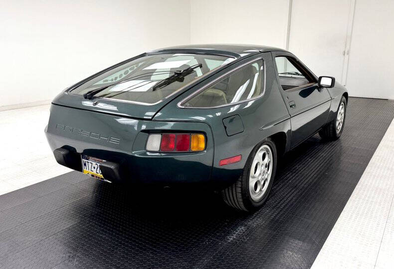 1982 Porsche 928