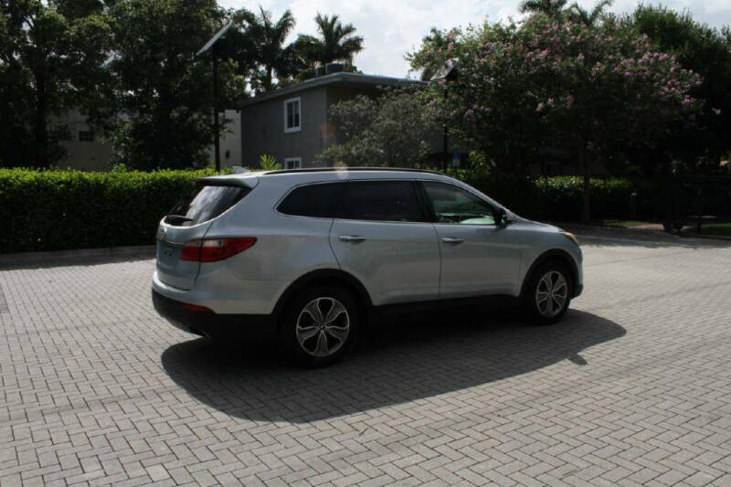 2013 Hyundai Santa Fe GLS