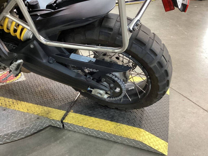 2020 Ducati Multistrada 950 S Spoked Wheel