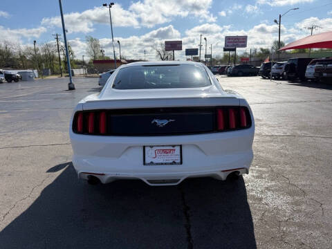 2017 Ford Mustang EcoBoost