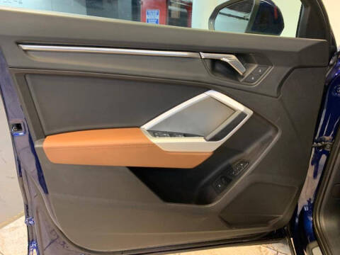 2022 Audi Q3 quattro S line Premium 45 TFSI