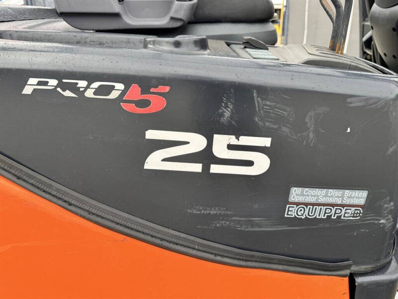 2007 Doosan D25s-5