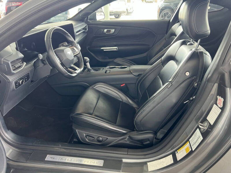 2024 Ford Mustang EcoBoost Premium