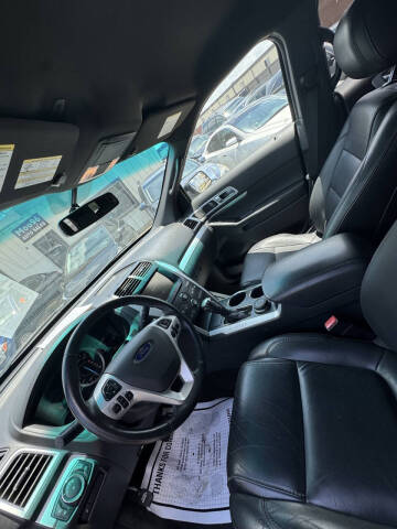 2012 Ford Explorer XLT