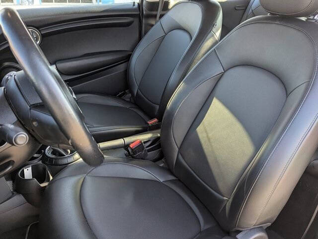 2015 MINI Hardtop 2 Door for sale at Axio Auto Boise in Boise, ID