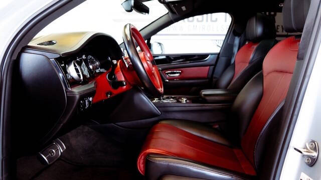 2018 Bentley Bentayga W12 Signature Edition