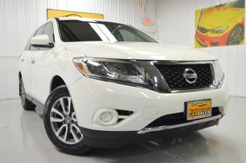 2014 Nissan Pathfinder for sale at Performance car sales in Joliet IL