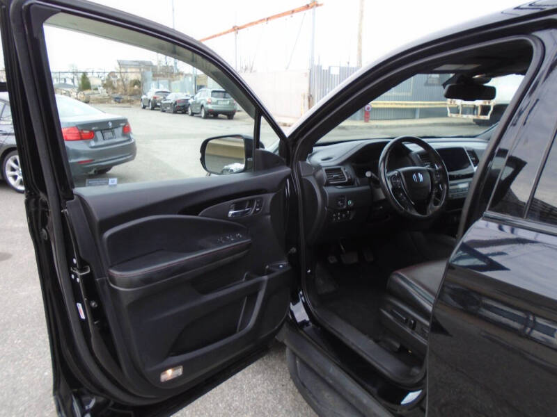 2018 Honda Ridgeline Black Edition