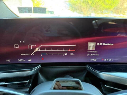 2025 Cadillac Escalade ESV Sport