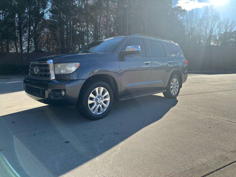 Toyota Sequoia's photo