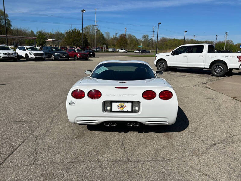 2004 Chevrolet Corvette