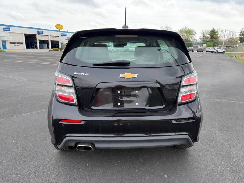 2020 Chevrolet Sonic LT