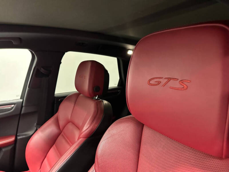 2018 Porsche Macan GTS
