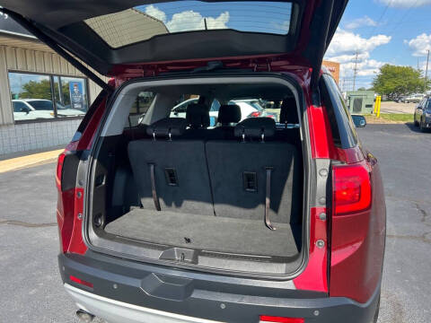2017 GMC Acadia SLE-2