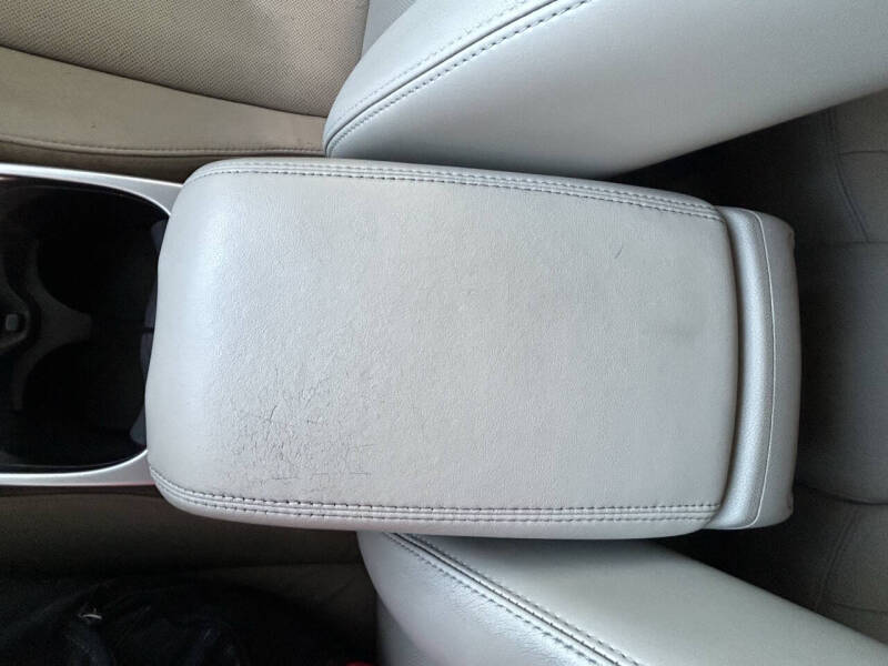 2012 Cadillac SRX Performance Collection