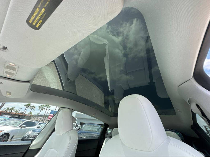 2024 Tesla Model Y Performance