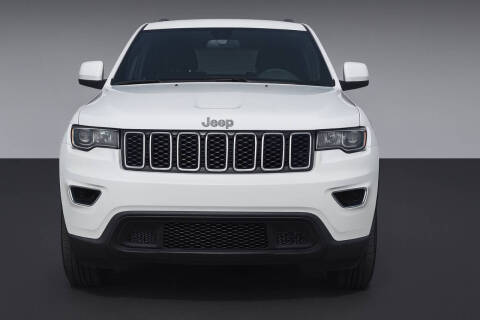 2020 Jeep Grand Cherokee Laredo