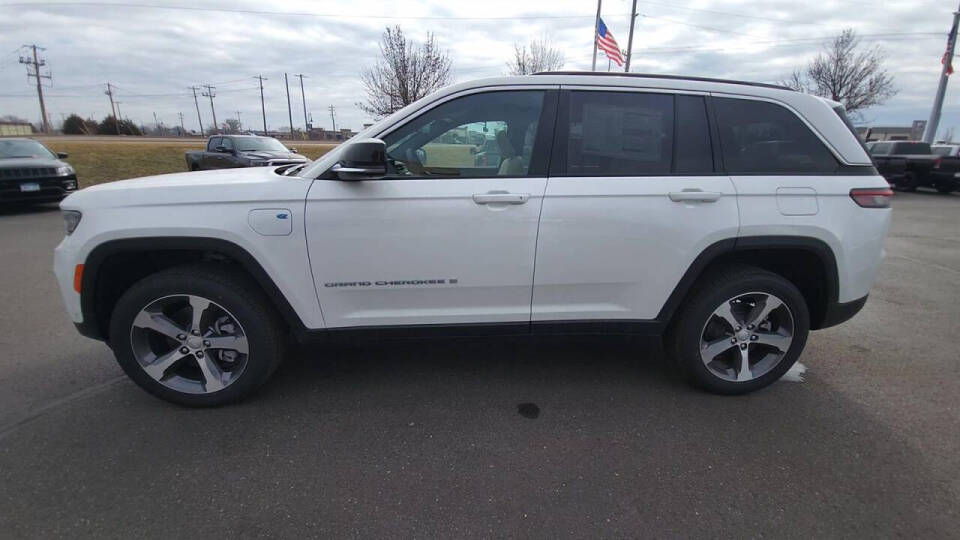 2024 Jeep Grand Cherokee for sale at Victoria Auto Sales in Victoria, MN