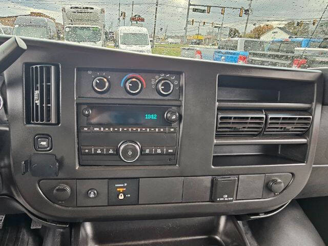 2017 Chevrolet Express 2500