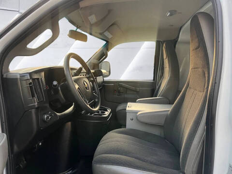 2020 Chevrolet Express 2500
