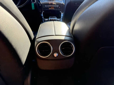 2016 Mercedes-Benz C-Class