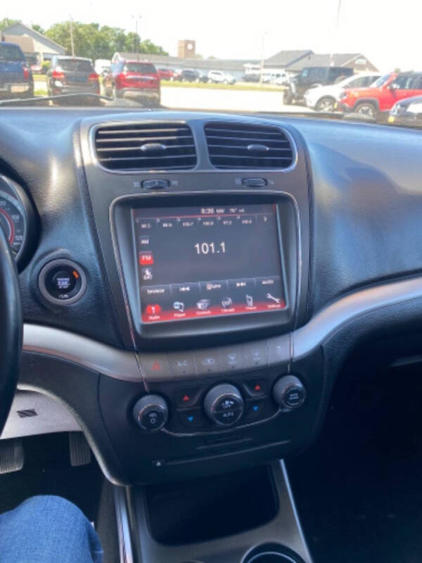 2020 Dodge Journey Crossroad