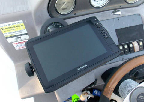 2006 Rinker 232 CAPTIVA