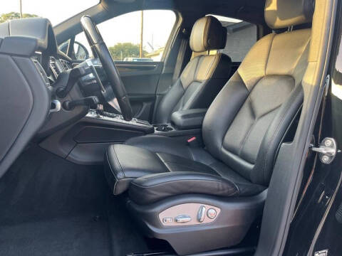 2017 Porsche Macan S