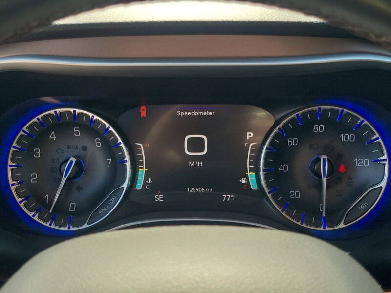 2017 Chrysler Pacifica Touring-L Plus