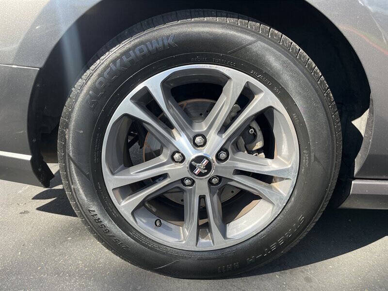 2014 Ford Mustang V6