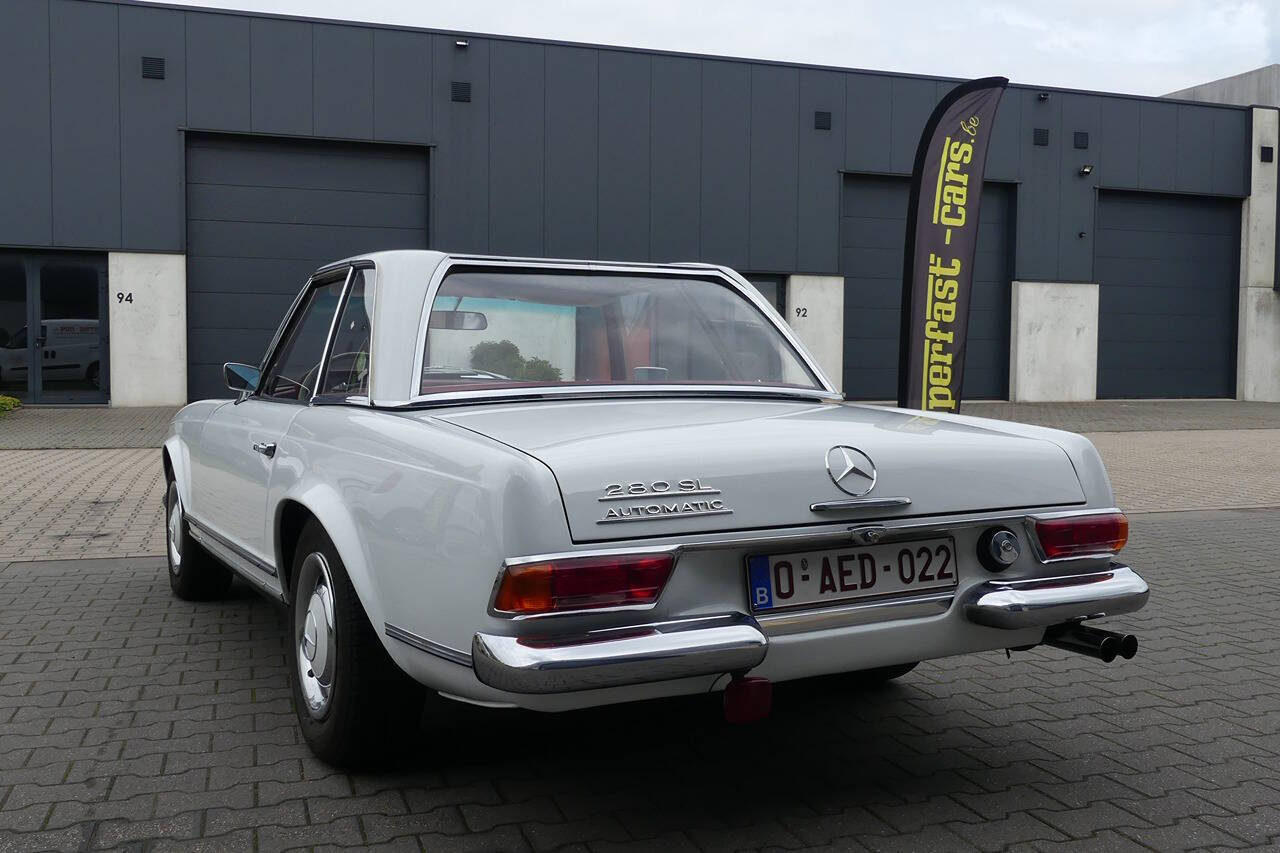 1968 Mercedes-Benz 280SL for sale at Flemingstoke in Costa Mesa, CA