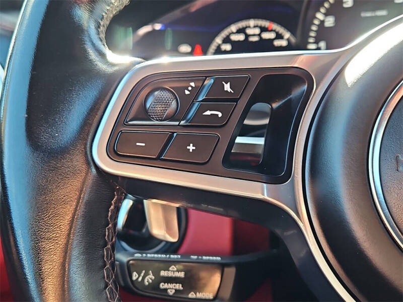 2022 Porsche Cayenne Platinum Edition