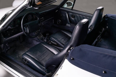 1993 Porsche 911 Carrera 2