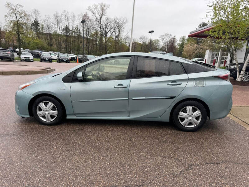 2016 Toyota Prius Two