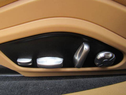 2019 Porsche Panamera 4