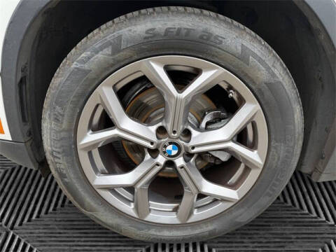 2023 BMW X4 xDrive30i