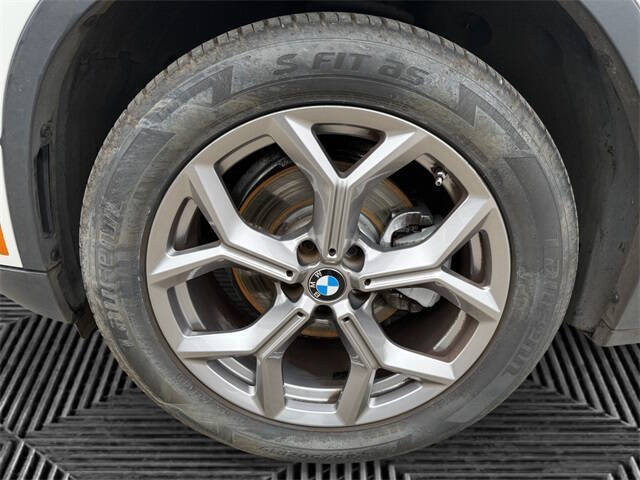 2023 BMW X4 xDrive30i