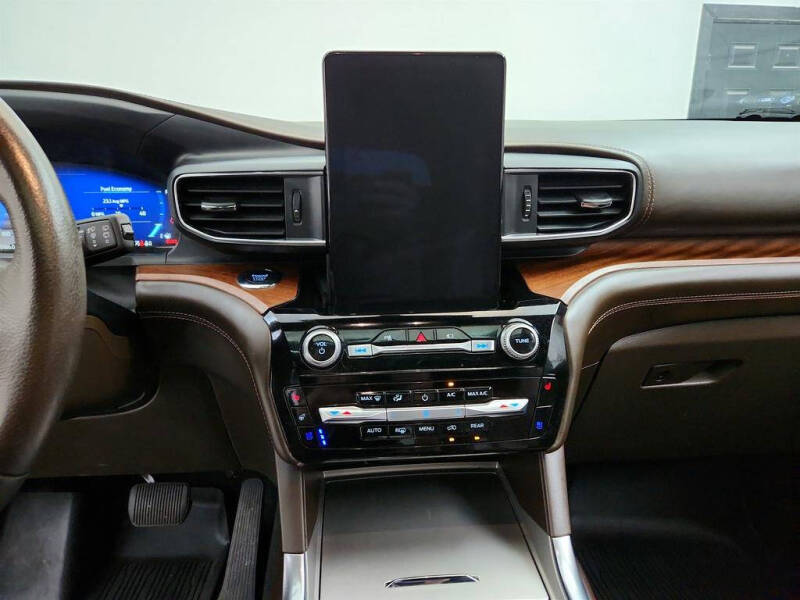 2022 Ford Explorer King Ranch