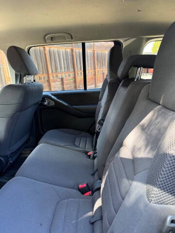 2012 Nissan Pathfinder S