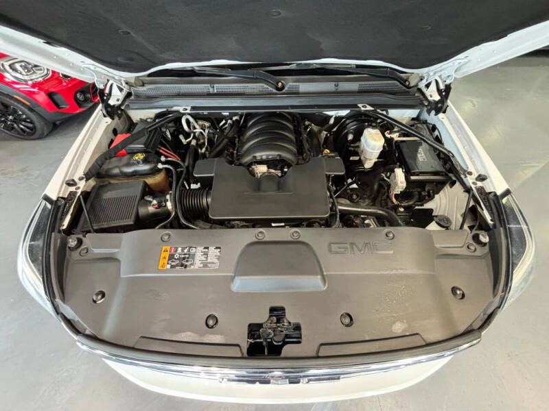 2020 GMC Yukon XL SLT