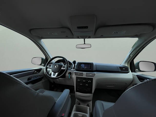 2013 Volkswagen Routan