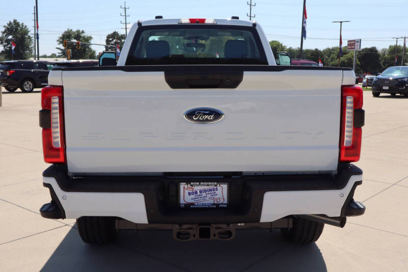 2025 Ford F-350 Super Duty XL